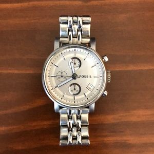 FOSSIL SILVER WATCH